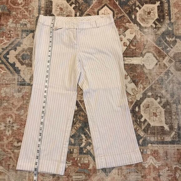 New York & Company Capri size 4 - Picture 2 of 5